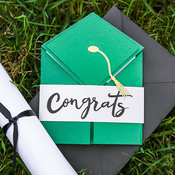 Congrats Graduation Cap Card 