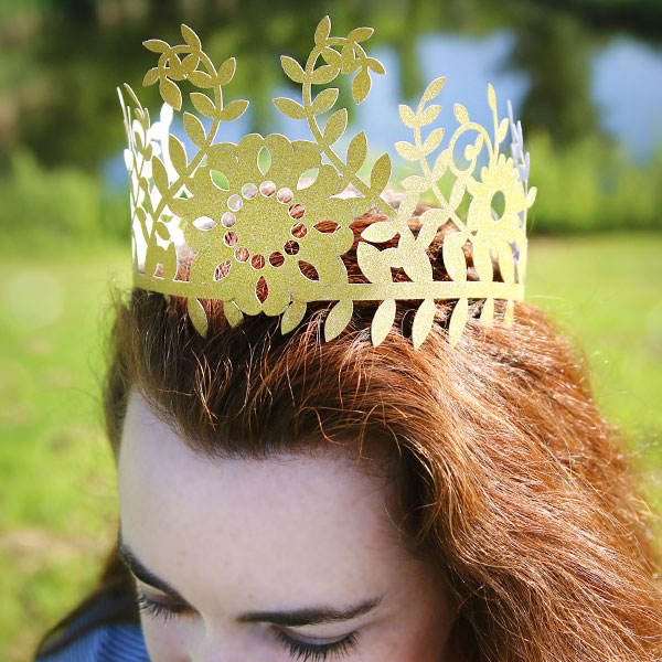 3D Botanical Paper Crown
