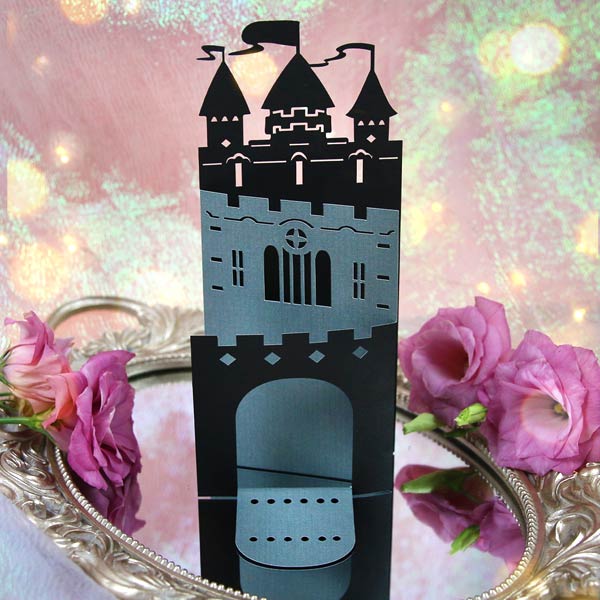 Tri-fold Castle Card [SVG] 1