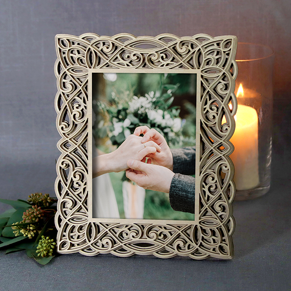 Photo Frame with Living Hinge Stand (Laser Cutting) 1