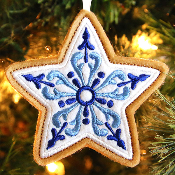 Delft Blue Christmas Cookie - Star (In-the-Hoop)